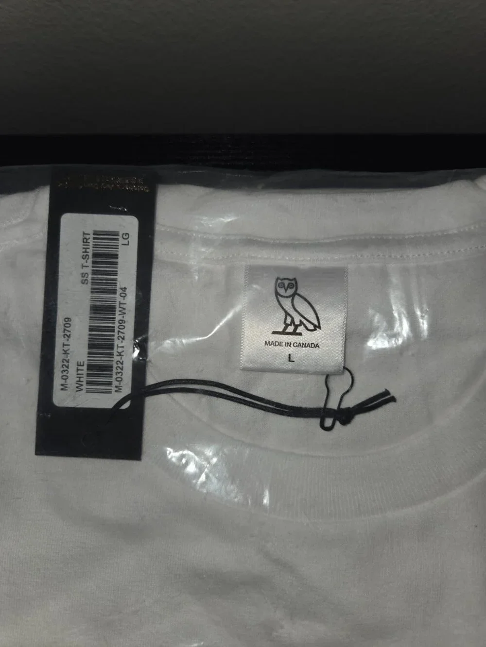 OVO Bubble Owl T-Shirt White Gold Size Large NWT